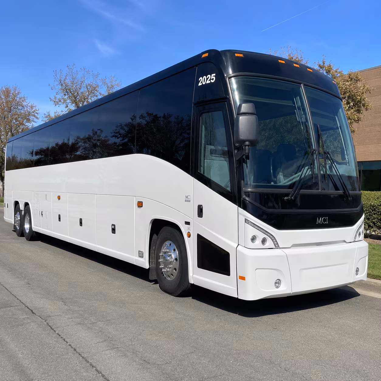conference and convention shuttle buses to plano centre