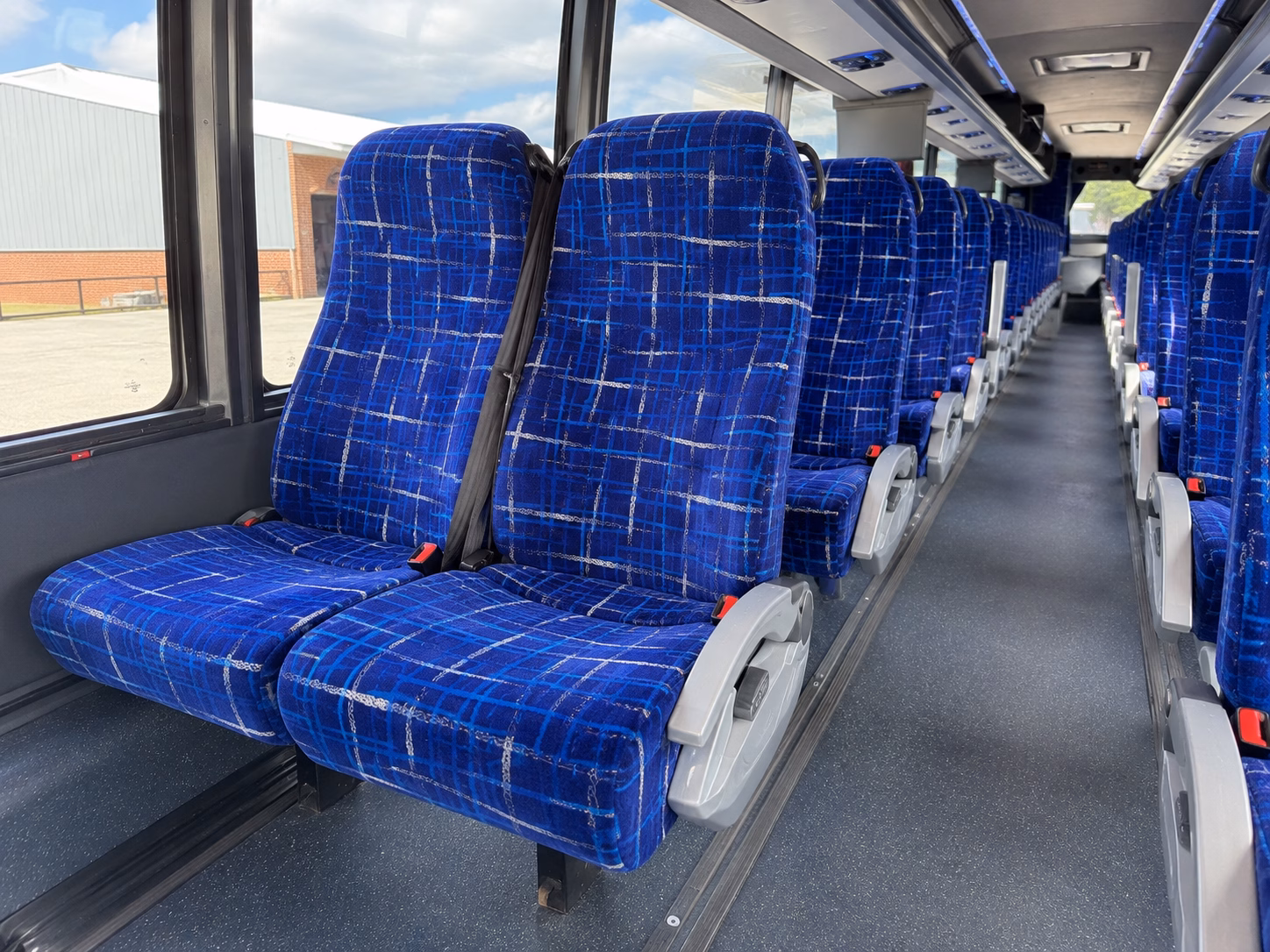 how the type of bus changes the price in plano texas